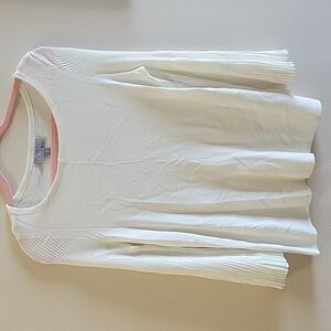 𝅺NWT LAURA Flared Sleeve Blouse US M